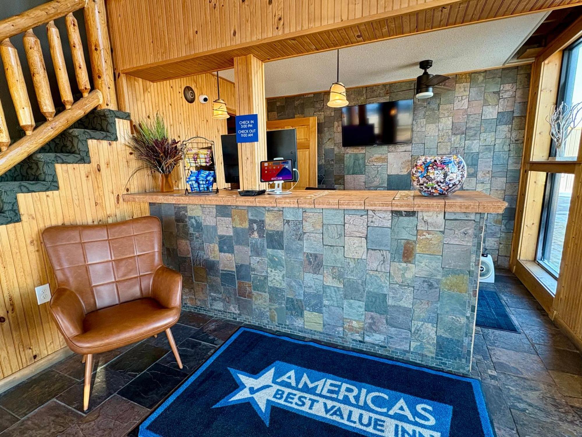 Americas Best Value Inn Wall Zewnętrze zdjęcie